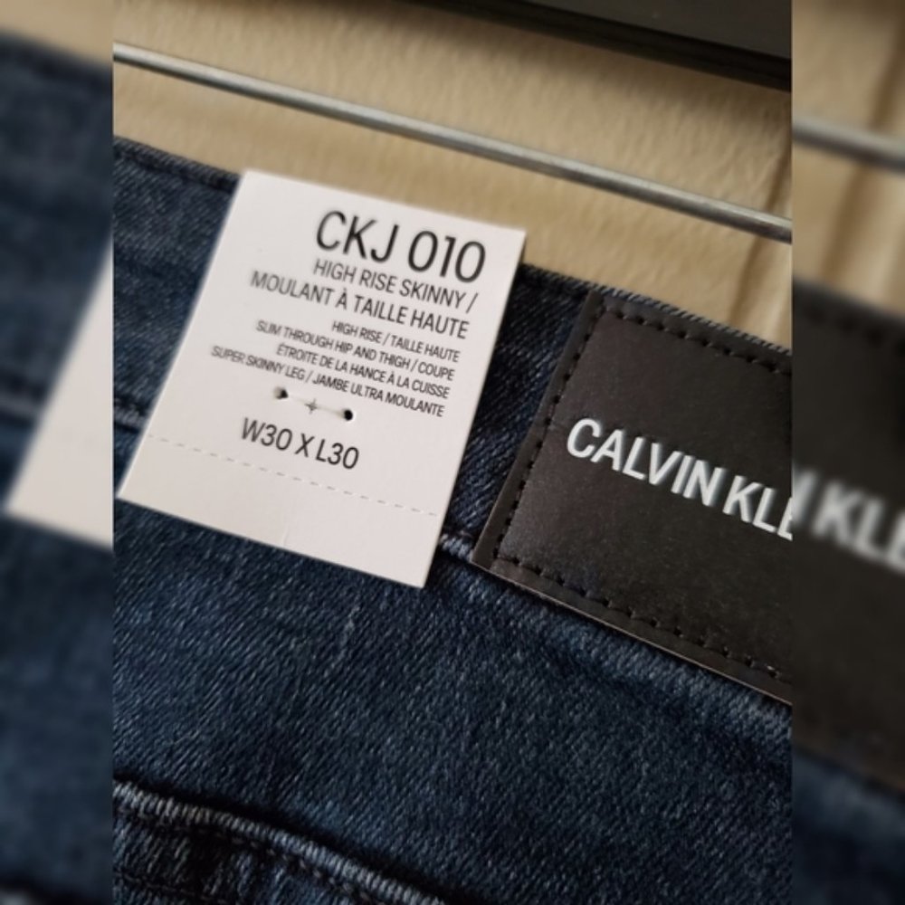 🆕️Calvin Klein Jean's *Brand New with Tags* - Picture 3 of 7